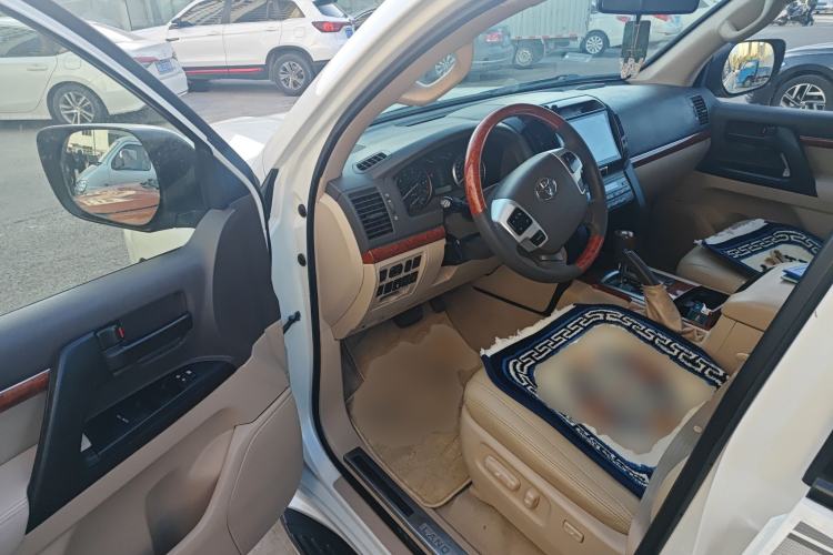 Used Toyota Land Cruiser 2010 4000 Middle East Edition
