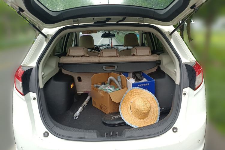 Used GAC Trumpchi GS5 2014 2.0L Automatic Two-Wheel Drive Deluxe Edition Trunk