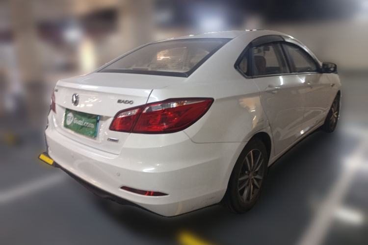 Used Changan Eado 2015 1.6L Manual Luxury Model China IV Standard
