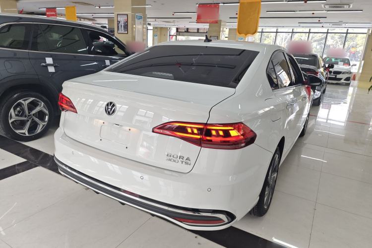 Used Volkswagen Bora 2023 300TSI DSG Prestige Edition