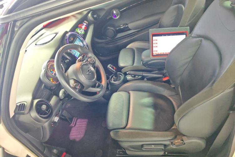 Used MINI 2019 2.0T COOPER S Classic Edition Left Front Seat