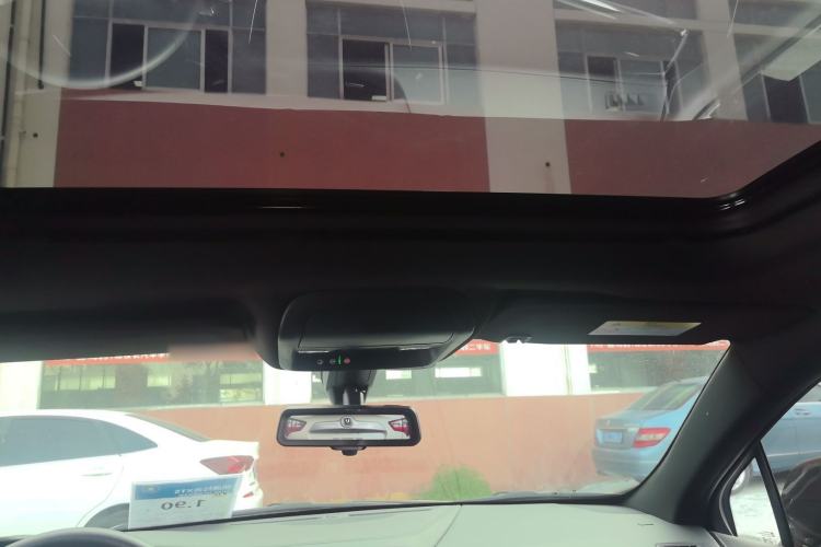 Used Cadillac XT5 2018 28E Four-Wheel Drive Tech Version