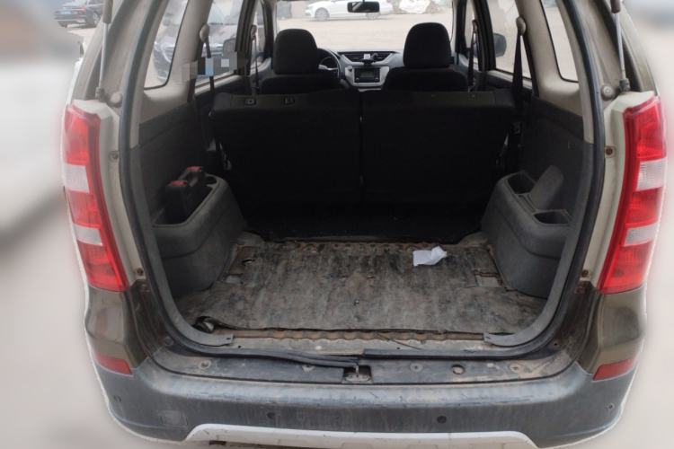 Used FAW Senya S80 2013 1.5L Manual 5-Seat Urban Fashion Edition Trunk