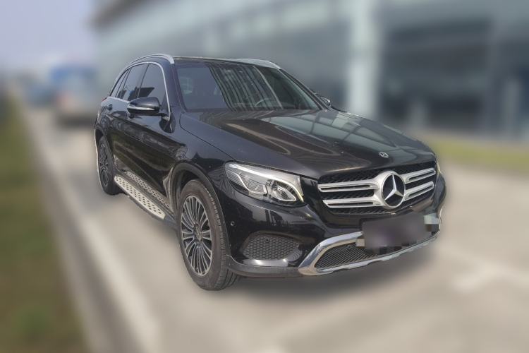 Used Mercedes-Benz GLC 2017 GLC 200 4MATIC Front Right 45 Deg