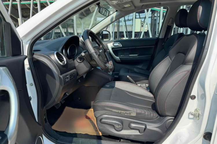 Used Haval H6 2016 Upgraded Model 1.5T Automatic Two-Wheel Drive Elite Version