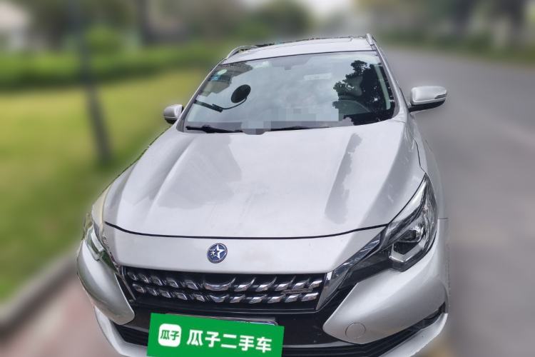 Used Venucia T90 2018 2.0L CVT Smart Connect Luxury Edition China V Standard