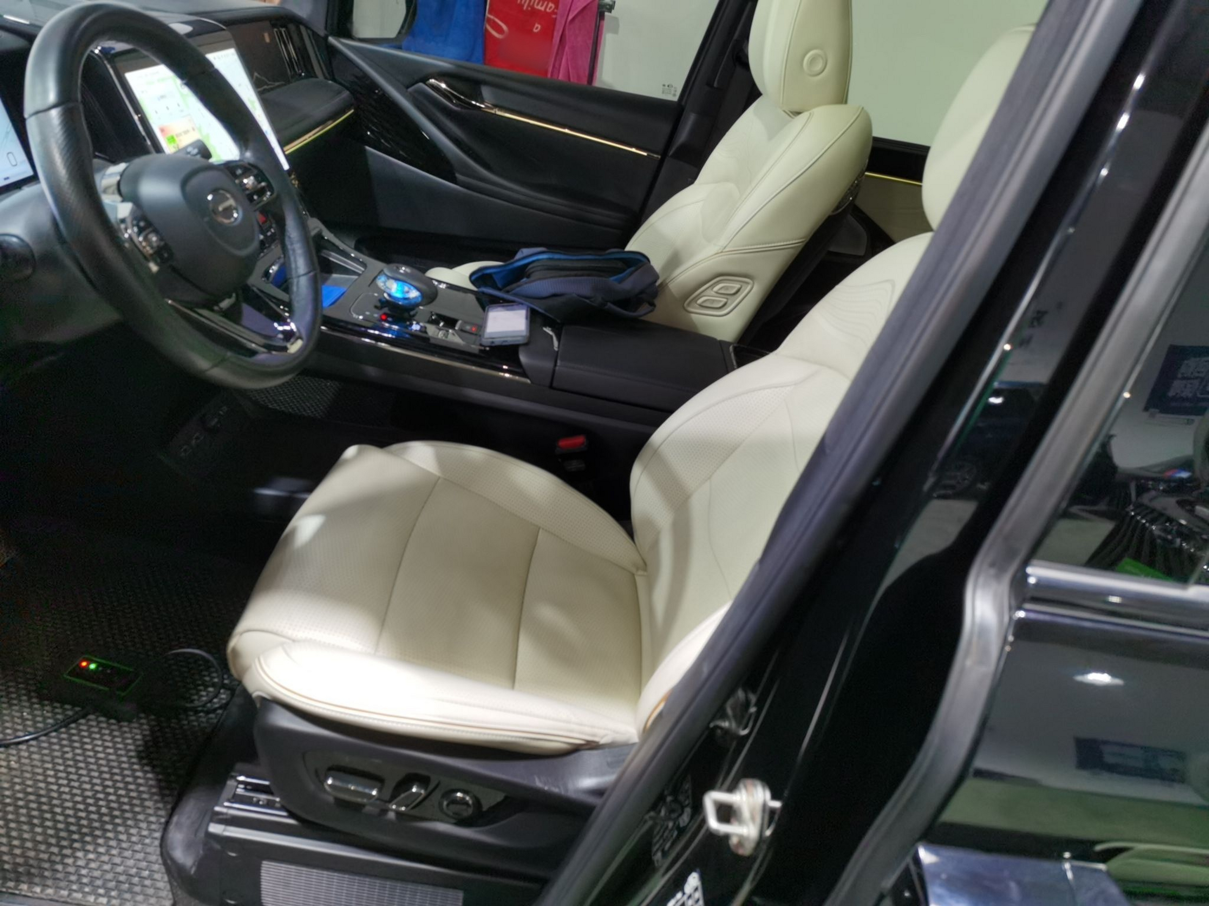Interior delantero
