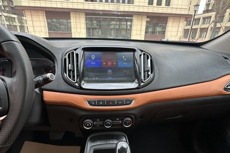 Used Chery Tiggo 7 2016 2.0L CVT Shining Edition
