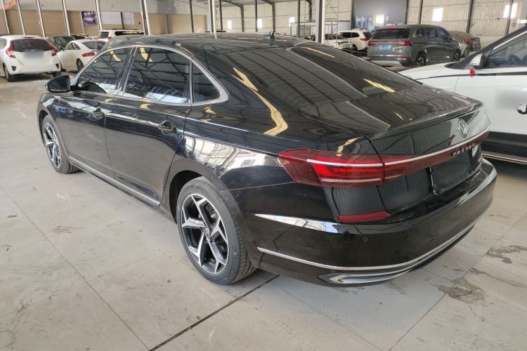 Used Volkswagen Passat 2024 380TSI Starry Dragon Edition Exterior 2