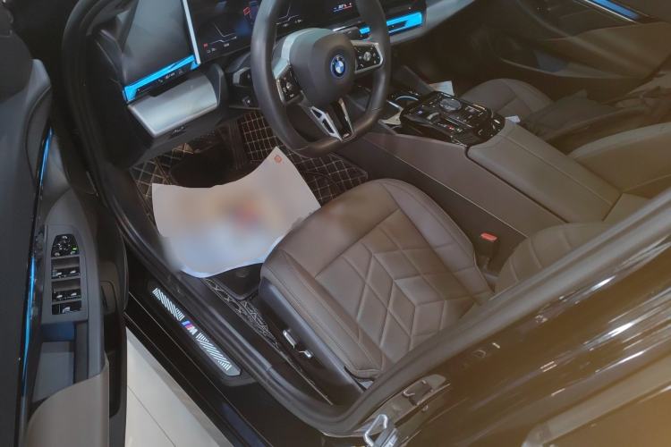 Used BMW i5 2024 eDrive 35L M Sport Package
