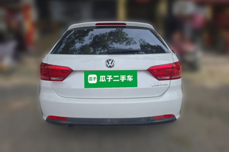 Used Volkswagen Gran Lavida 2013 1.6L Automatic Fashion Model Rear