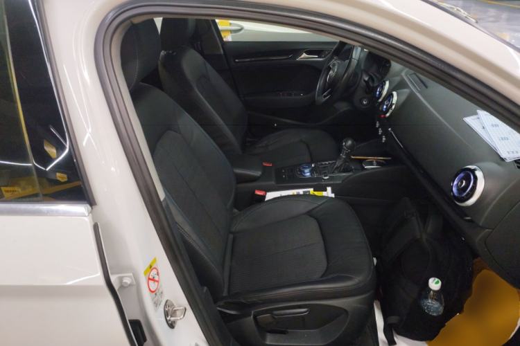 Used Audi A3 2019 Limousine 35 TFSI Fashion Edition China VI Emission Standard