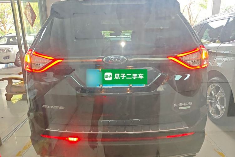 Used Ford Edge 2015 2.0T GTDi Two-Wheel-Drive High-Line Version Rear