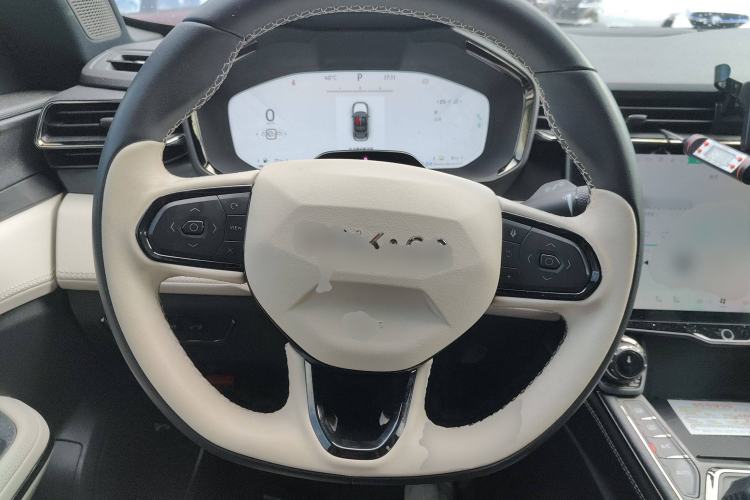 Used Lynk & Co 01 EM-P 2023 1.5TD EM-P Dawn Edition