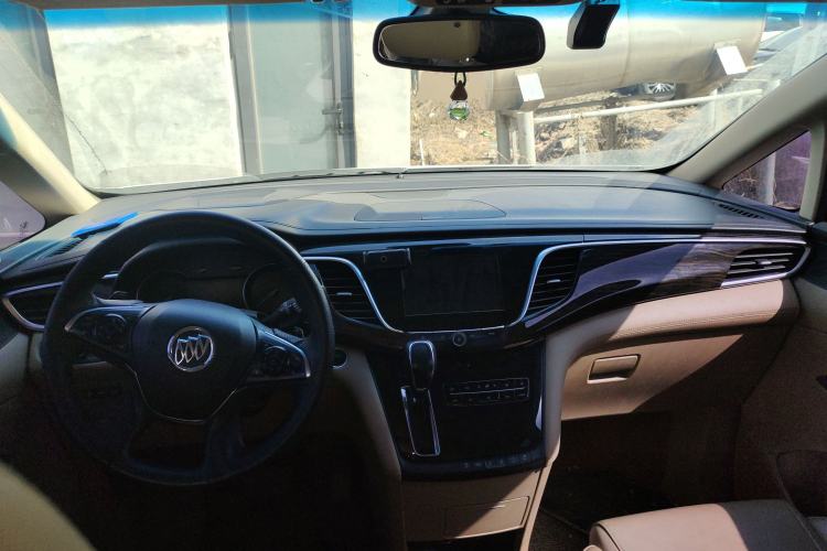 Used Buick GL8 2017 ES 28T Flagship Model China V Standard