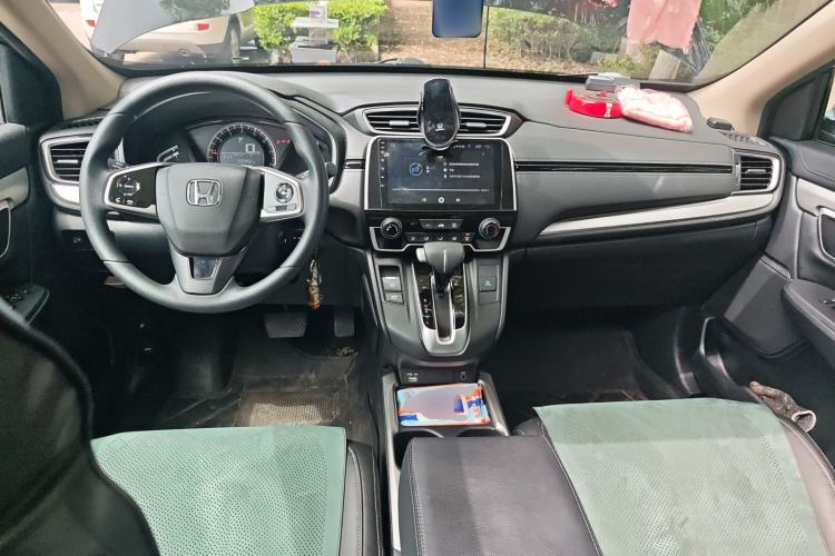 Used Honda CR-V 2021 240TURBO CVT 2WD Comfort Version Center Console