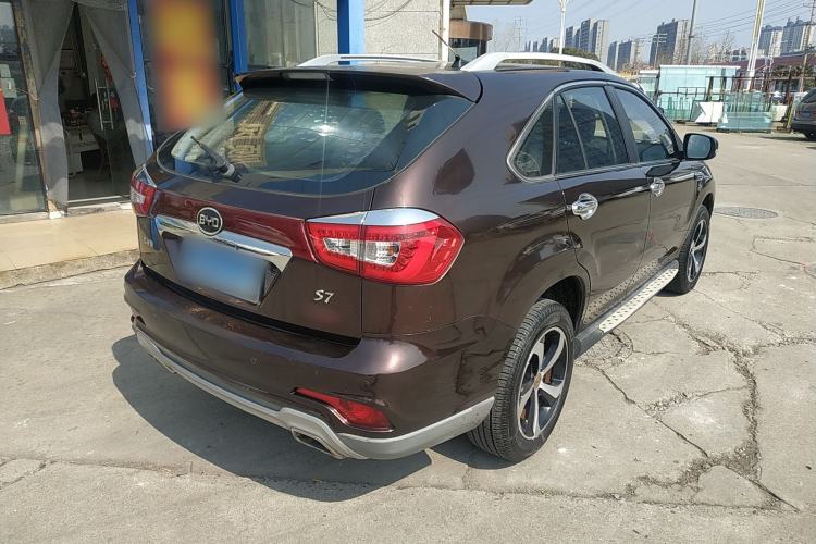 Used BYD S7 2015 2.0T Upgraded Automatic Luxury Version Rear Right 45 Deg