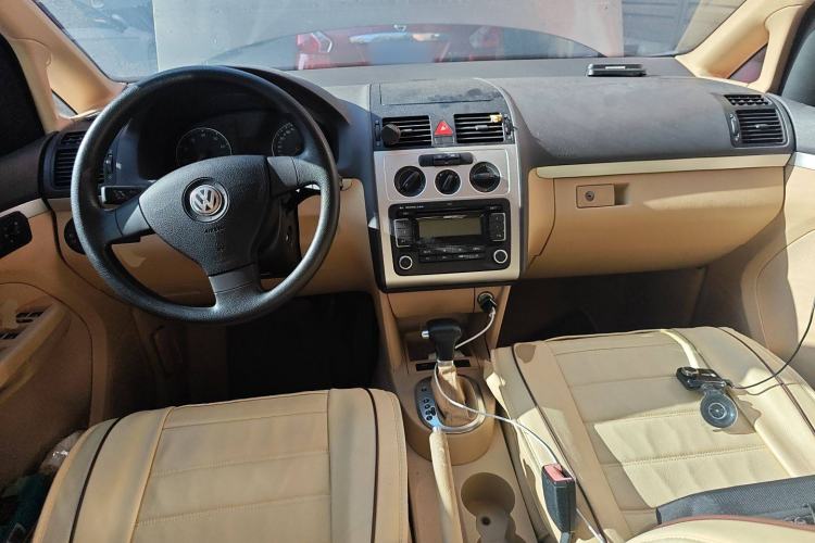 Used Volkswagen Touran 2008 2.0L Zhiya Edition Automatic 5 Seats