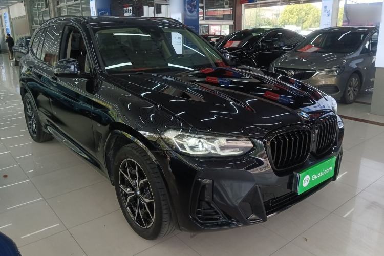 Used BMW X3 2022 xDrive25i M Sport Package Front Right 45 Deg