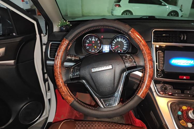 Used Haval M6 2019 1.5T Manual Two-Wheel Drive Elite Version China V Standard
