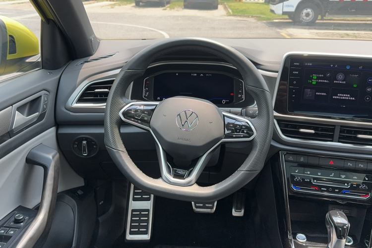 Used Volkswagen T-ROC 2023 300TSI DSG Two-Wheel Drive Starlight Edition Steering Wheel