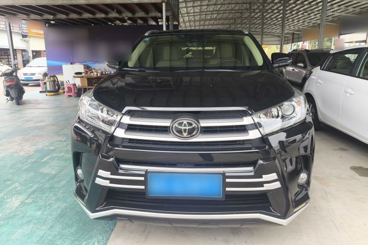 Used Toyota Highlander 2018 2.0T Four-Wheel Drive Luxury Version 7 Seats China VI Standard
