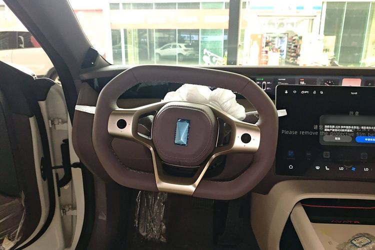 Used Avatr 06 2025 Max All-Electric Version