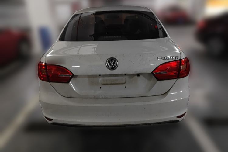 Used Volkswagen Sagitar 2012 1.6L Manual Fashion Edition Rear