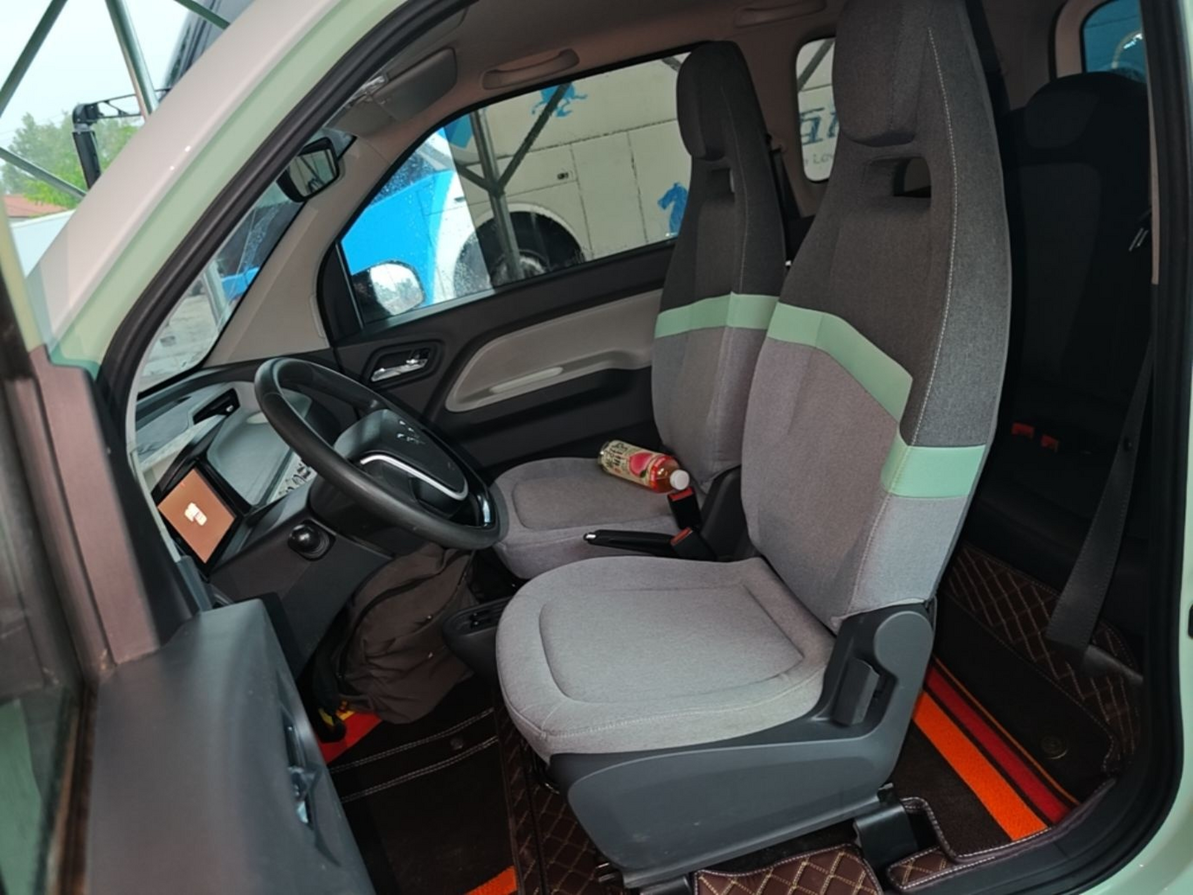 Interior delantero