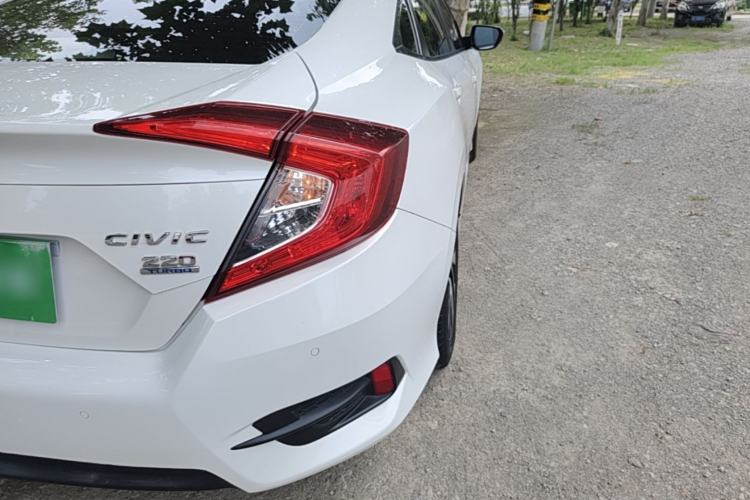 Used Honda Civic 2016 220TURBO CVT Luxury Edition