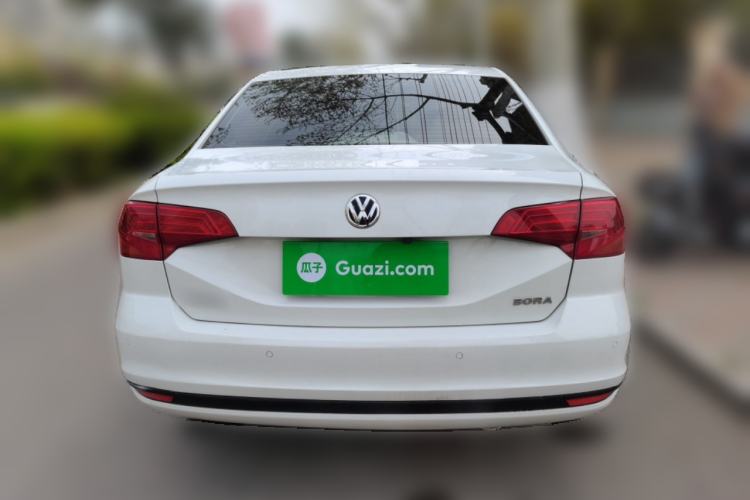 Used Volkswagen Bora 2017 1.6L Automatic Fashion Model