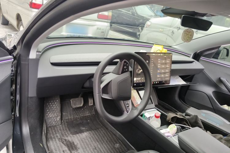 Used Tesla Model 3 2023 Rear-Wheel-Drive Version Center Console