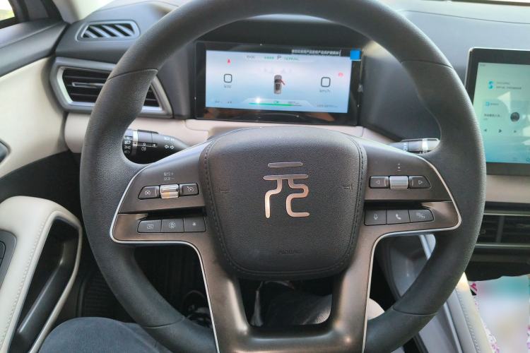 Used BYD Yuan UP 2024 401 km Active Version
