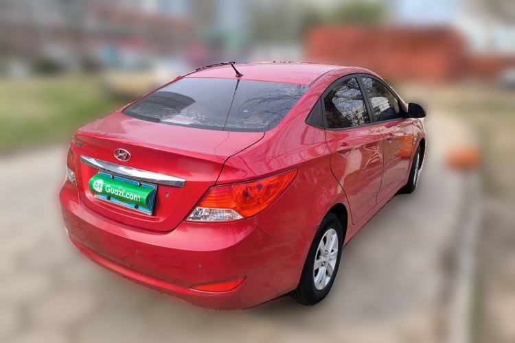 Used Hyundai Verna (older generation) 2010 Sedan 1.4L Manual Comfort GS Rear Right 45 Deg