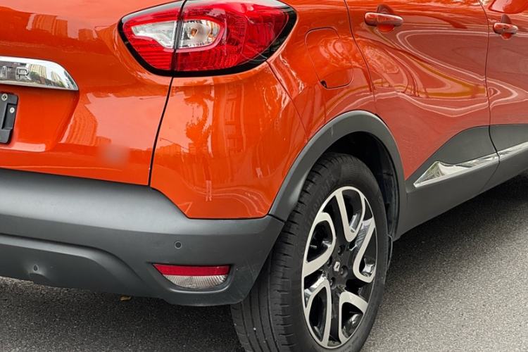 Used Renault Captur 2015 1.2T Automatic Luxury First Edition
