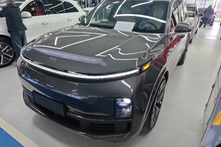 Used Li Auto L8 2025 Ultra Smart Refreshed Edition