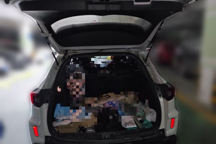 Used Honda XR-V 2017 1.5L LXi CVT Classic Edition Trunk