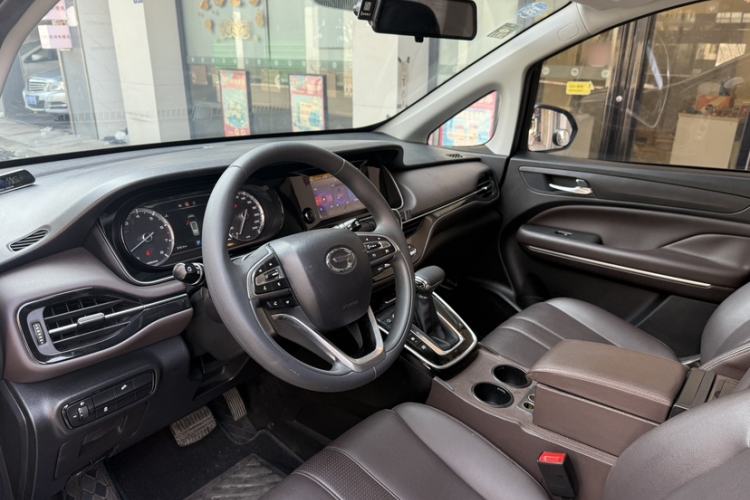 Used GAC Trumpchi M6 2019 270T Automatic Luxury Edition (6-seater) - China V Standard Interior 1