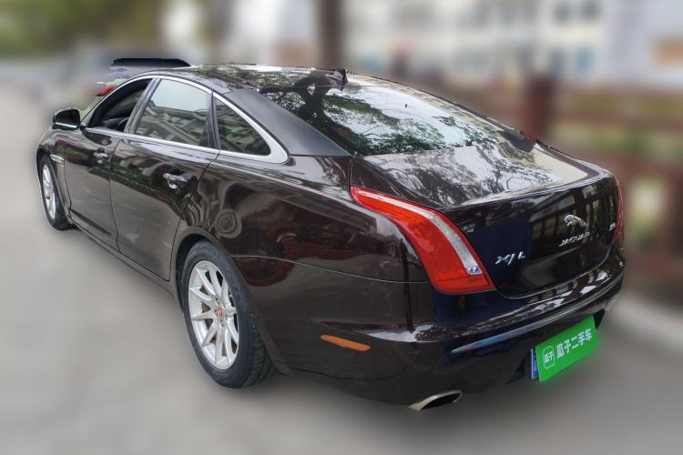Used Jaguar XJ 2014 XJL 2.0T Two-Wheel Drive Panoramic Business Edition
