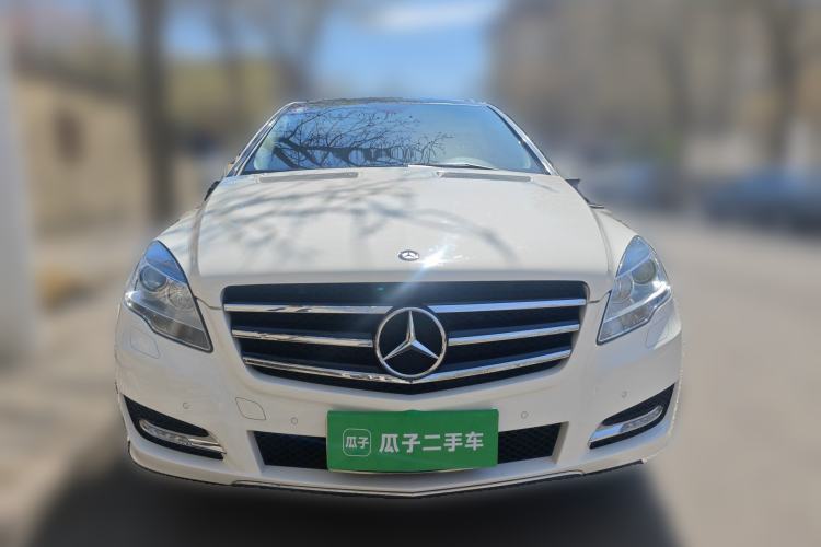 Used Mercedes-Benz R-Class 2017 R 320 4MATIC Business Edition Prestige Model
