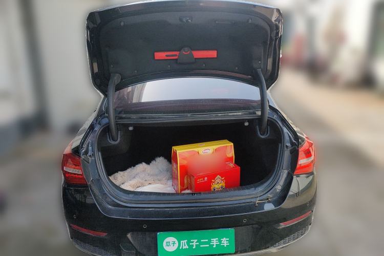 Used Hongqi H5 2019 30TD Smart Connect Dynamic Edition Trunk