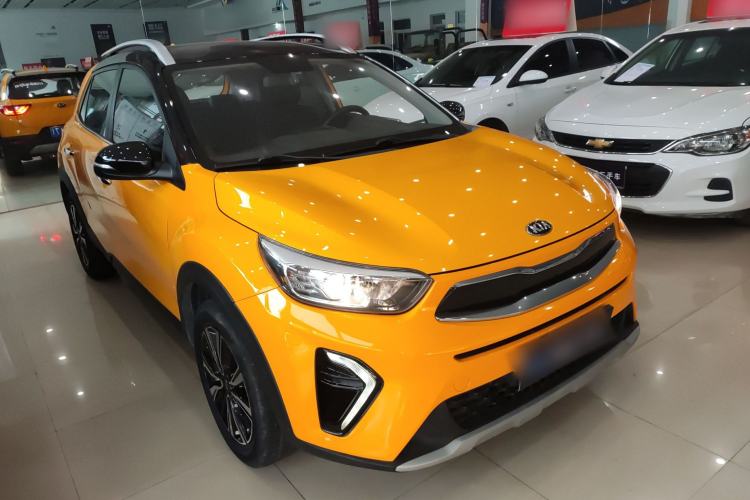 Used Kia kx1 Stonic 2019 1.4L Automatic Fun Edition China VI Front Right 45 Deg