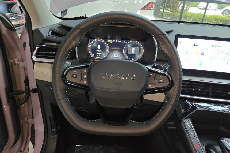 Used Lynk & Co 06 2023 Remix 1.5T Shero