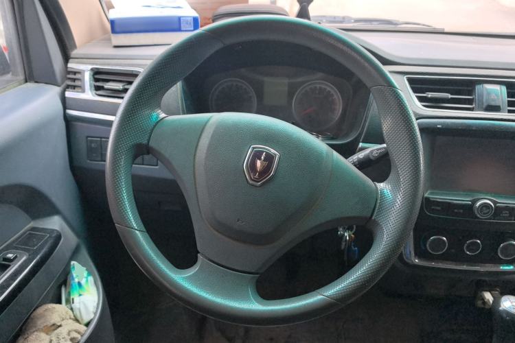 Used Jinbei New Hiace S 2021 1.5L Business Central Air-Conditioned Van China VI Standard SWC15M Steering Wheel