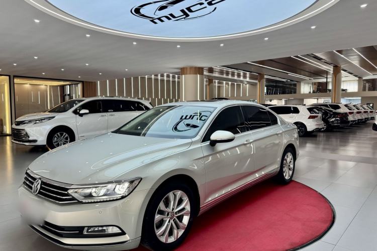 Used Volkswagen Magotan 2017 330TSI DSG Luxury Model