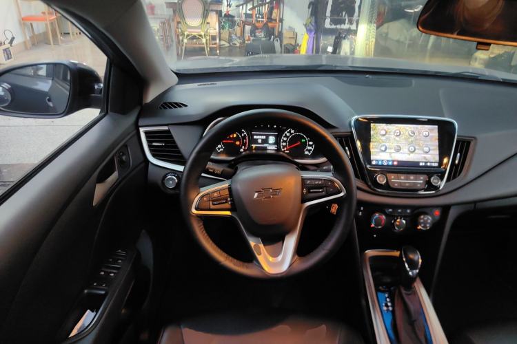 Used Chevrolet Monza 2020 Light Hybrid Redline 320T Dual-Clutch Thrilling Edition