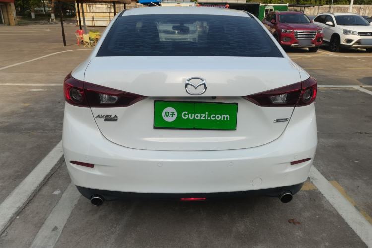 Used Mazda Mazda 3 Axela 2014 Sedan 1.5L Automatic Comfort Model
