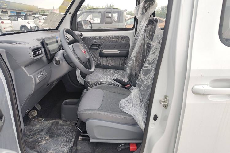 Used Wuling Zhiguang New Energy 2025 Comfort Model