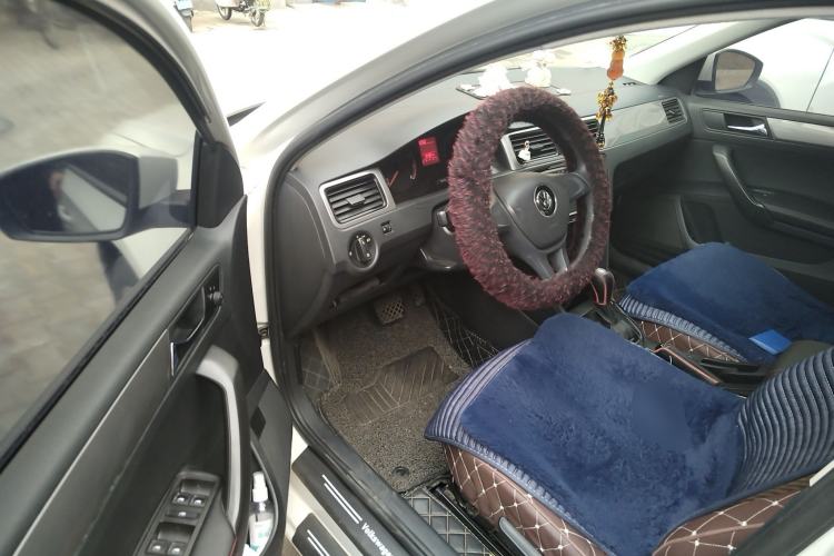 Used Volkswagen Santana 2015 Haval H6 1.6L Automatic Luxury Model Driver Seat