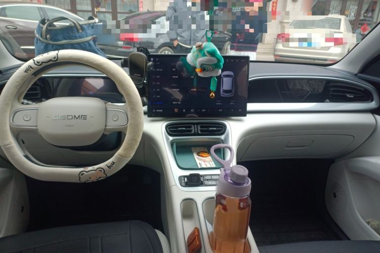 Used Geely Galaxy Geome 2025 310km Dream Edition Interior 2